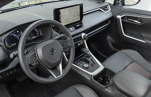 Design intérieur Suzuki Across Hybrid