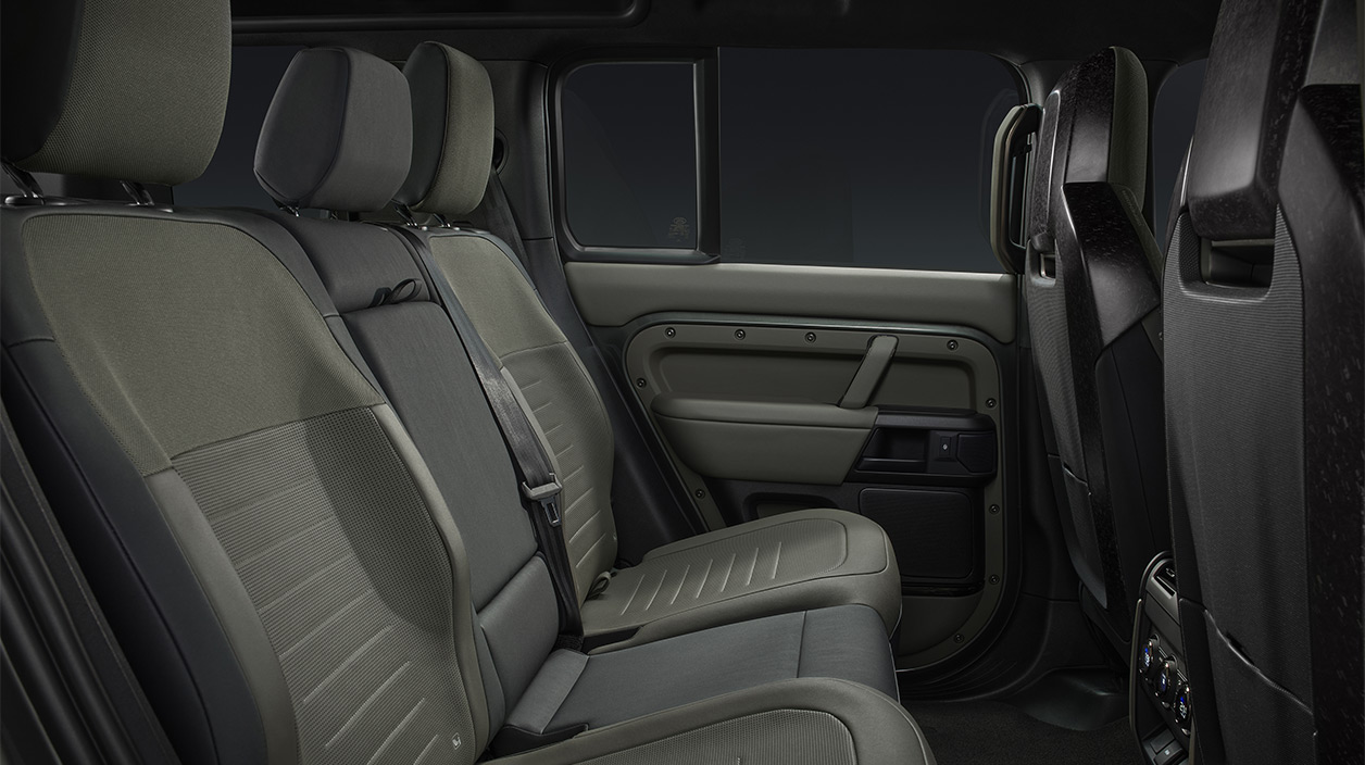 Nouveau Defender Octa design interieur arrière