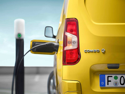 combo-e cargo mary opel