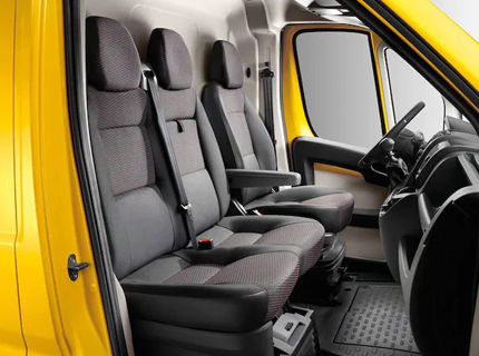 opel movano interieur 