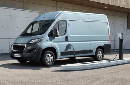 Peugeot e-Boxer