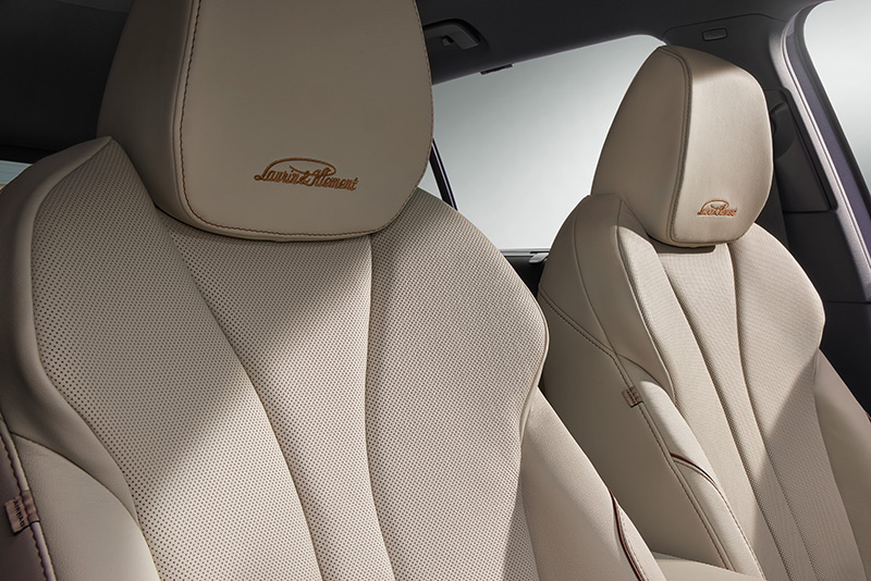 Sièges avant de la nouvelle Skoda SUV Enyaq Laurin & Klement