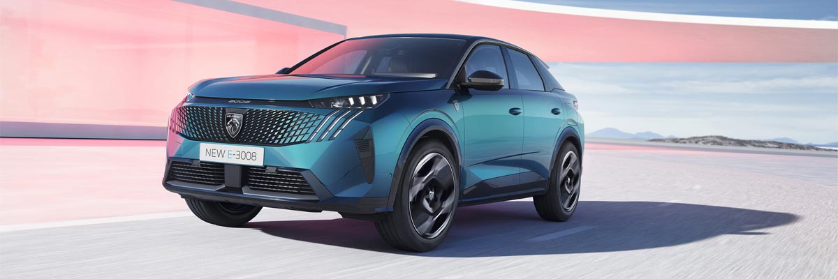 <strong>PEUGEOT: Τι περίμενες καινοτομίες το 2024 ?</strong> </p> <p>“Width =” 750 “Ύψος =” 410 ”/><br/> Φωτογραφία: Peugeot</p> <p>Ο Peugeot δεν έπεσε στις ειδήσεις το 2023. Το επόμενο έτος, το λιοντάρι θα ενημερώσει αρκετά από τα μοντέλα του και θα ξεκινήσει δύο αδημοσίευτα !</p> <p><strong>Στο Peugeot, φέτος το 2023 ήταν υπό το σημάδι της καινοτομίας</strong>. Απλά αναστύλτες για την έναρξη μη δημοσιευμένων μοντέλων, το λιοντάρι δεν ήταν αδρανές. Υπήρξαν <strong>Η επιτυχής αποκατάσταση του 508 sedan,</strong> που εξακολουθεί να κάνει αντίσταση σε μια κατηγορία αλλά αποφεύγεται από τους περισσότερους γενικούς κατασκευαστές. <strong>Το crossover του 2008 και το City Car 208 υπέστη την ίδια μοίρα</strong>, Ευθυγραμμίζοντας τις τελευταίες στυλιστικές καινοτομίες του Peugeot. Πολύ πιο πρόσφατα, αποκάλυψε ο κατασκευαστής του Sochaux <strong>Η ολοκαίνουργια γενιά του μπεστ σέλερ του 3008</strong>, Και άλλαξε καλά ..</p> <h2><strong>Peugeot 3008</strong></h2> <p>Προγραμματίζεται να διατεθεί στο εμπόριο το 2024, κάνει μια ιερή επανάσταση. <strong>Υιοθετεί τώρα ένα κομμένο προφίλ,</strong> Πολύ λιγότερο δακτυλογραφημένο “συμπαγές minivan” από την τρέχουσα γενιά, η οποία ήδη χρονολογείται από το 2016. Ο Peugeot εργάστηκε (πάρα πολύ ?) επί <strong>η επιθετικότητα των γραμμών του και του βλέμματος</strong>, Μακριά από τη σοφότερη περιτονία από τον γέροντα του. Η μεγάλη επανάσταση είναι ότι υιοθετεί <strong>Μια ηλεκτρική παραλλαγή που ονομάζεται E-3008, η οποία υπόσχεται μια σειρά 700 χλμ</strong> Χάρη σε έναν συσσωρευτή που θα προσφερθεί αργότερα κατά τη διάρκεια της καριέρας του. Οι θερμικές και υβριδικές εκδόσεις θα ακολουθήσουν μετά την εμπορία αυτής της ενισχυμένης παραλλαγής.</p> <h2><strong>Peugeot 5008</strong></h2> <p>3008/5008, τον ίδιο αγώνα ! <strong>Ο επιμηκυμένος μεγάλος αδελφός του 3008 θα αποκαλυφθεί στις αρχές του 2024</strong> για μάρκετινγκ λίγους μήνες μετά από αυτό του 3008. <strong>Οι αισθητικές εξελίξεις πρέπει να είναι παρόμοιες, με το προφίλ fastback λιγότερο</strong>. Θα προταθεί επίσης ως ηλεκτρική παραλλαγή, χωρίς να λέει αντίο σε θερμικούς και υβριδικούς κινητήρες είτε ..</p> <h2><strong>Peugeot E-408</strong></h2> <p><strong>Το “Crossberline” 408</strong>, Στα μισά του sedan και crossover, <strong>θα λάβει μια ηλεκτρική παραλλαγή 100% το επόμενο έτος</strong>. Όπως το E-308, θα μπορούσε να επαναλάβει το μπλοκ 156 ίππων και την μπαταρία 54 kWh. Τουλάχιστον. Μια πιο ισχυρή έκδοση 204 ίππων και μπαταρίας 64 kWh θα μπορούσε να προστεθεί στον κατάλογο. Τι να ελπίζω <strong>Μια αυτονομία μεγαλύτερη από αυτή του αντίπαλου megane e-tech, 470 χλμ.</strong></p> <h2><strong>Αναστολή χρησιμότητας</strong></h2> <p>Τελικά, <strong>Η Peugeot θα επωφεληθεί από το έτος 2024 για να ανακουφίσει τις τρεις επιχειρήσεις κοινής ωφέλειας: το rifter/συνεργάτη, ο ταξιδιώτης/εμπειρογνώμονας και τελικά ο μπόξερ</strong>. Γνωρίζουμε πολύ λίγα για τις εξελίξεις που θα μπορούσαν να φέρουν. Μια ενημέρωση της εμφάνισης, του εξοπλισμού και των βοηθημάτων οδήγησης πιθανότατα ..</p> <p><strong>Διαβάστε επίσης:</strong></p> <h2>Νέο Peugeot 3008 (2024)</h2> <p><img decoding=